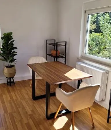 Apartment Schoene 60m2 2-zimmer 4 *